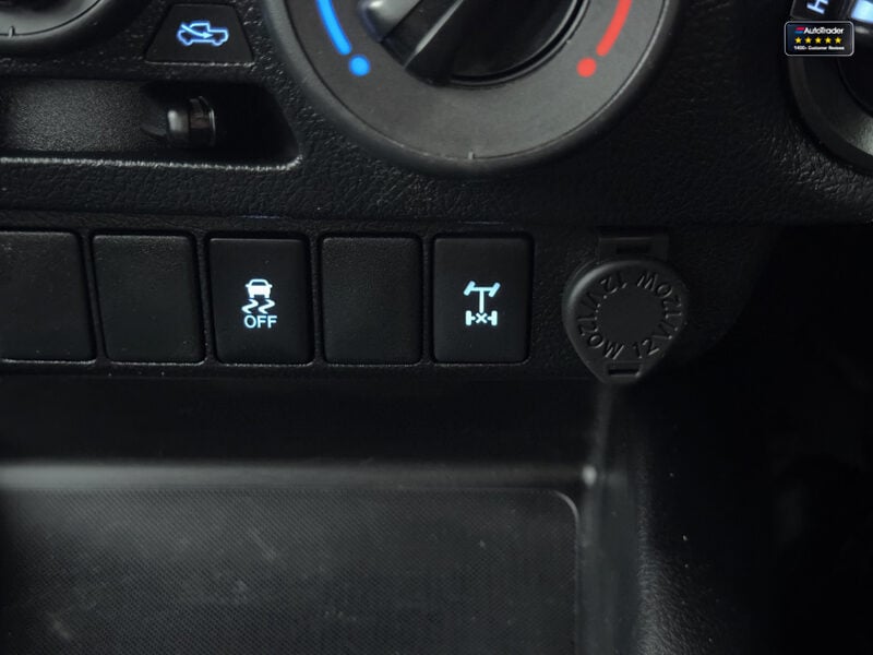 Used Toyota Hilux 2020 for sale - 77041769: Photo 30