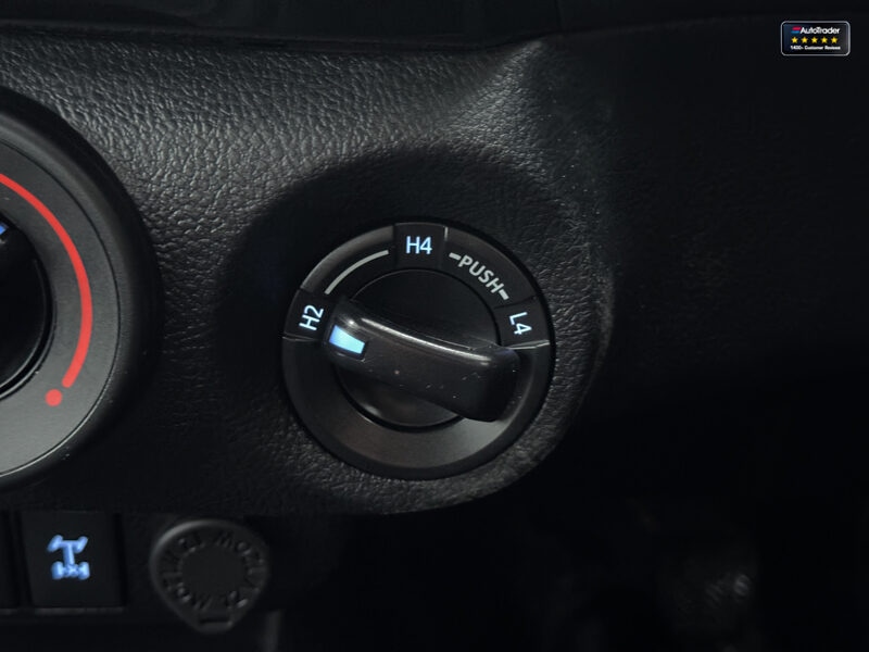 Used Toyota Hilux 2020 for sale - 77041769: Photo 31