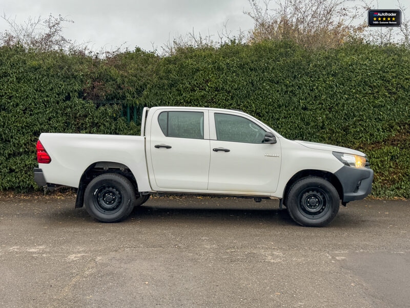 Used Toyota Hilux 2020 for sale - 77041769: Photo 4