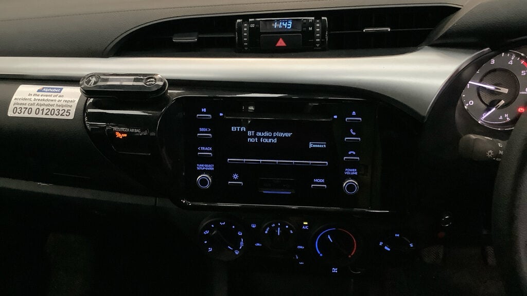 Used Toyota Hilux 2021 for sale - 77041828: Photo 11