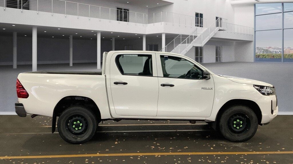 Used Toyota Hilux 2021 for sale - 77041828: Photo 3