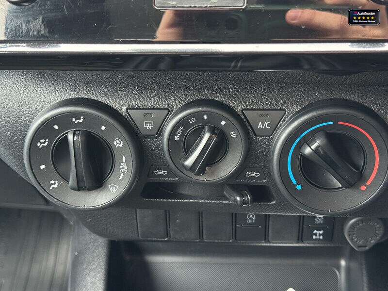 Used Toyota Hilux 2021 for sale - 77041828: Photo 30