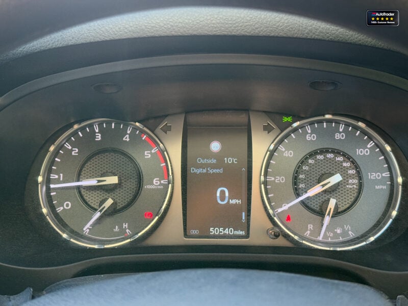 Used Toyota Hilux 2021 for sale - 77041825: Photo 18