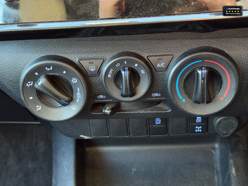 Used Toyota Hilux 2021 for sale - 77041825: Photo 24