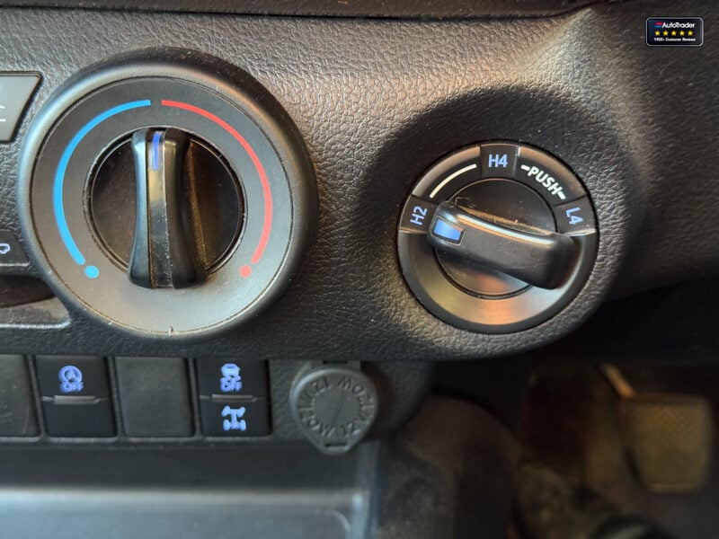 Used Toyota Hilux 2021 for sale - 77041825: Photo 25