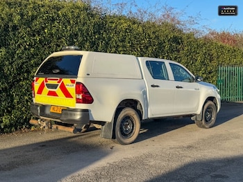 Used Toyota Hilux 2021 for sale - 77041825: Photo