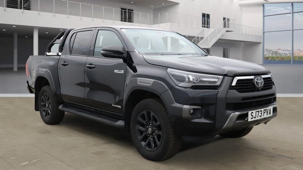 Used Toyota Hilux 2023 for sale - 77932728: Photo 2