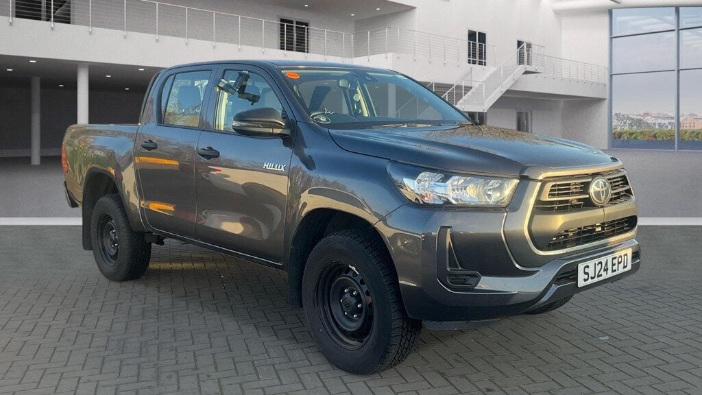Used Toyota Hilux 2024 for sale - 77041841: Photo 2