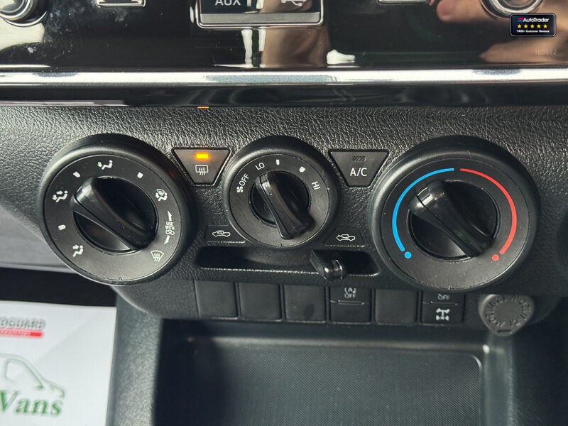 Used Toyota Hilux 2024 for sale - 77041841: Photo 30