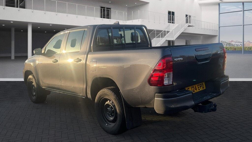 Used Toyota Hilux 2024 for sale - 77041841: Photo 6