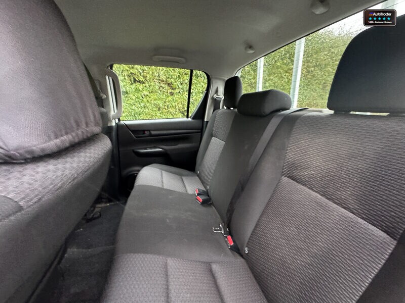 Used Toyota Hilux 2024 for sale - 77207001: Photo 10