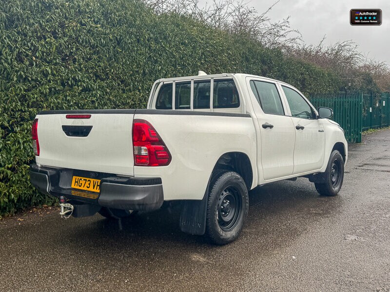 Used Toyota Hilux 2024 for sale - 77207001: Photo 3