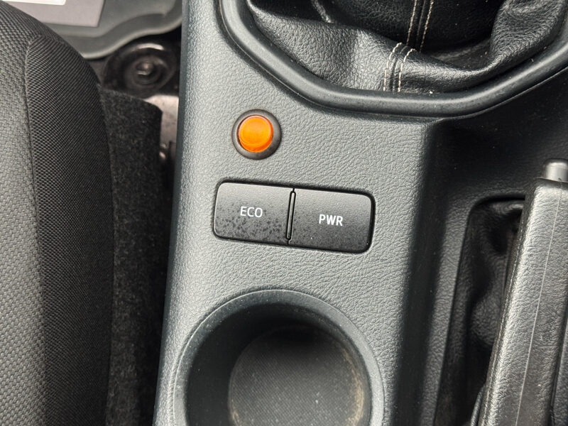 Used Toyota Hilux 2024 for sale - 77207001: Photo 35