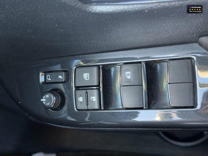 Used Toyota Hilux 2021 for sale - 77041796: Photo 25