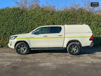Used Toyota Hilux 2021 for sale - 77041796: Photo