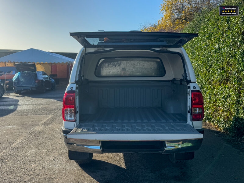 Used Toyota Hilux 2021 for sale - 77041796: Photo 8