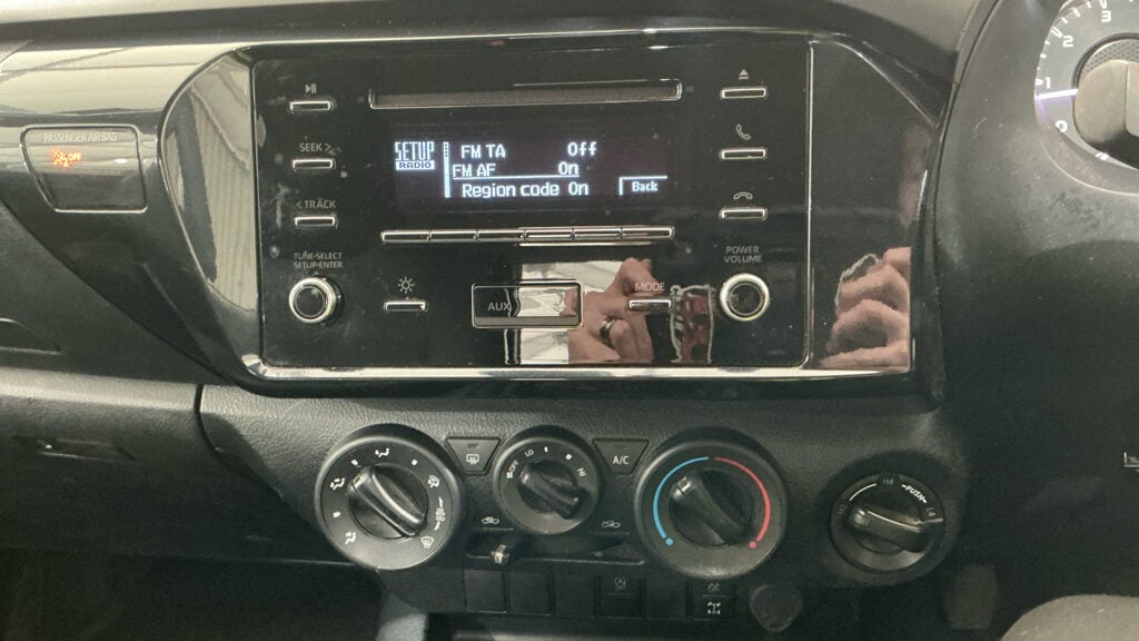 Used Toyota Hilux 2023 for sale - 78097917: Photo 11