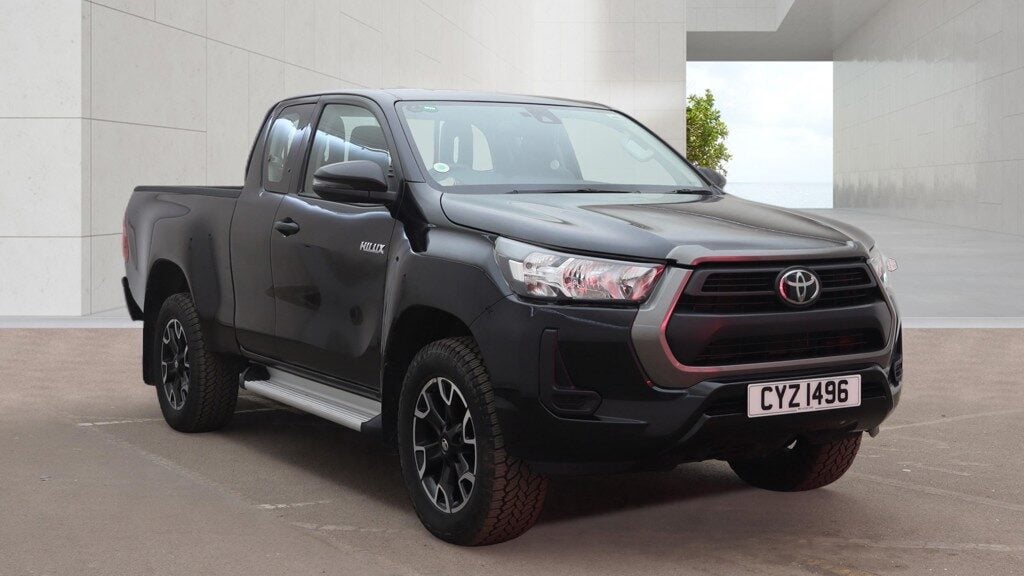 Used Toyota Hilux 2023 for sale - 78097917: Photo 2