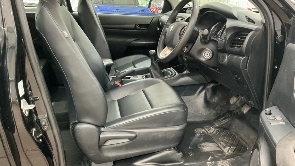 Used Toyota Hilux 2023 for sale - 78097917: Photo 9