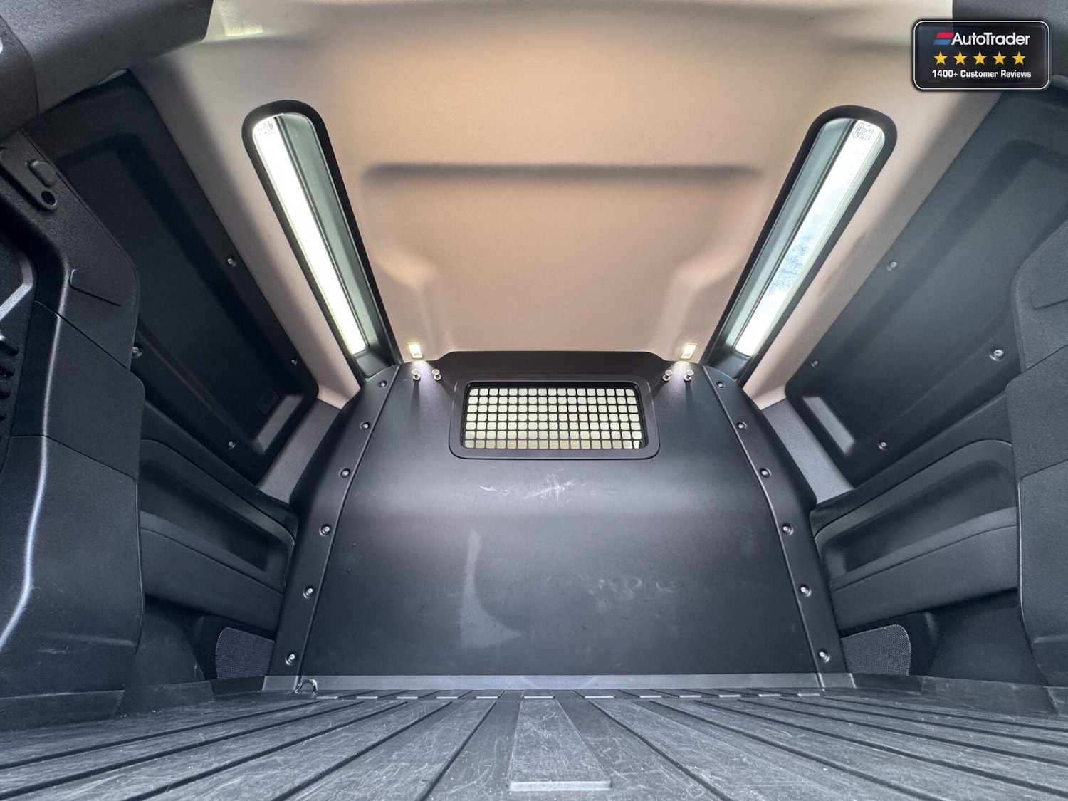 Used Land Rover Defender 2022 for sale - 77363354: Photo 16