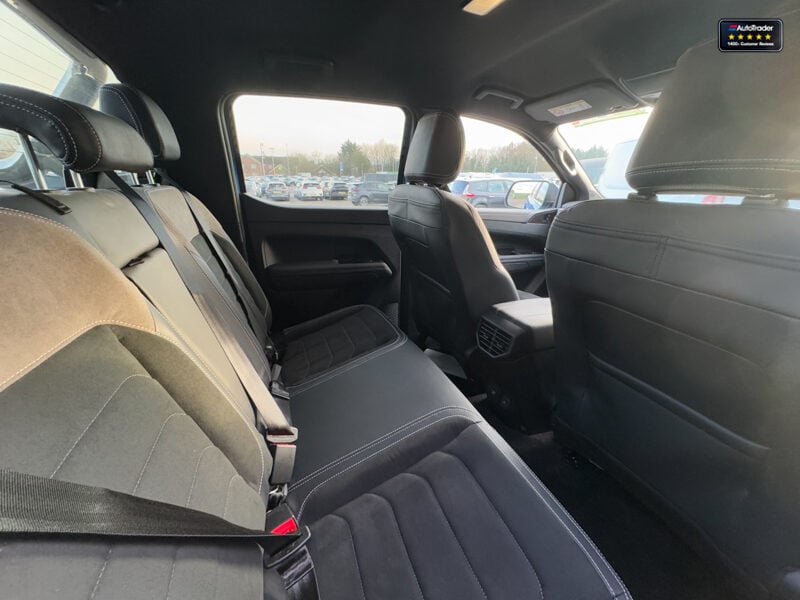 Used Volkswagen Amarok 2023 for sale - 77041832: Photo 15