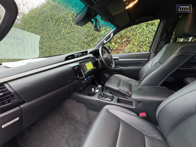 Used Toyota Hilux 2023 for sale - 77037253: Photo 11