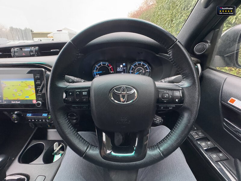 Used Toyota Hilux 2023 for sale - 77037253: Photo 17