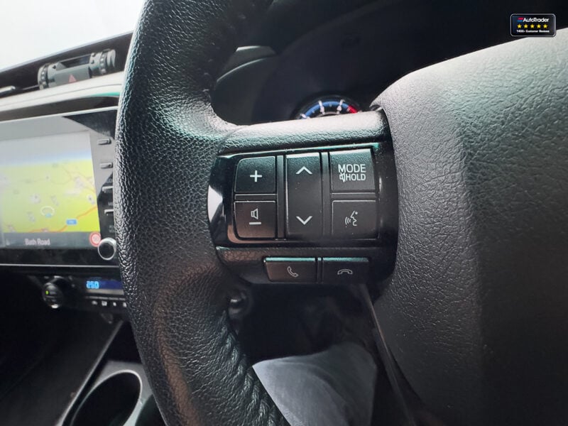 Used Toyota Hilux 2023 for sale - 77037253: Photo 18