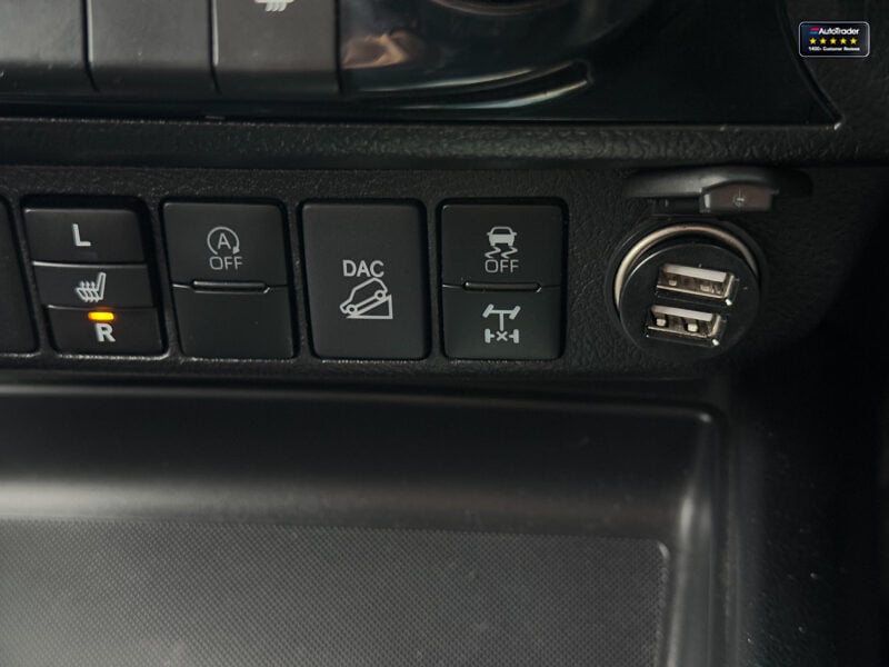 Used Toyota Hilux 2023 for sale - 77037253: Photo 36