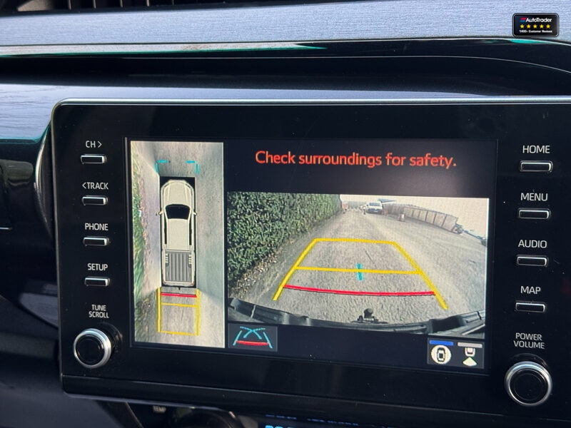 Used Toyota Hilux 2023 for sale - 77037253: Photo 38