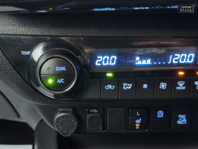 Used Toyota Hilux 2022 for sale - 77041735: Photo 40