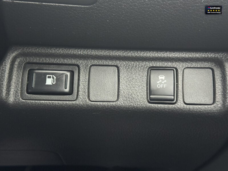 Used Nissan Navara 2021 for sale - 77041820: Photo 24