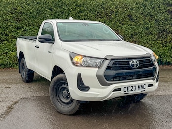 Used Toyota Hilux 2023 for sale - 77223191: Photo