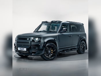 Used Land Rover Defender 2021 for sale - 75402901: Photo
