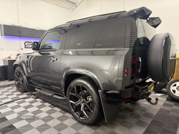 Used Land Rover Defender 2024 for sale - 76381409: Photo 2