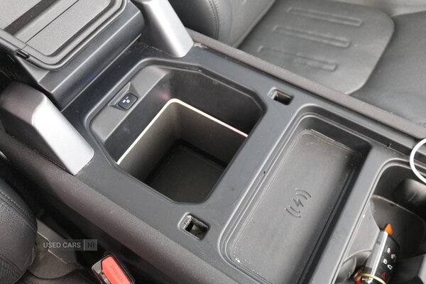 Used Land Rover Defender 2021 for sale - 77705909: Photo 16