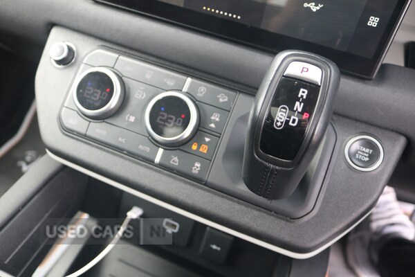 Used Land Rover Defender 2021 for sale - 77705909: Photo 18