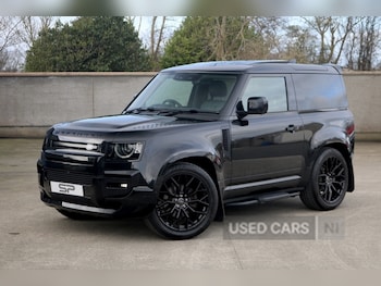 Used Land Rover Defender 2021 for sale - 77705909: Photo