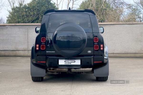 Used Land Rover Defender 2021 for sale - 77705909: Photo 4