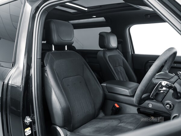 Used Land Rover Defender 2021 for sale - 76167942: Photo 26