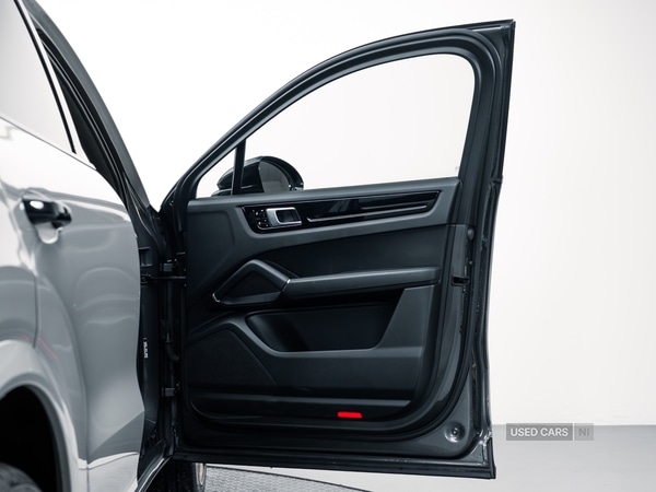 Used Porsche Cayenne 2020 for sale - 76667648: Photo 20