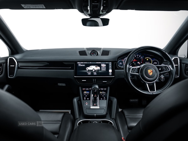 Used Porsche Cayenne 2020 for sale - 76667648: Photo 25