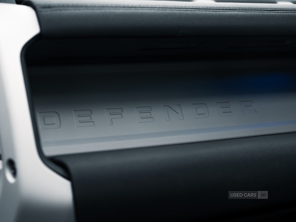Used Land Rover Defender 2022 for sale - 77854533: Photo 25