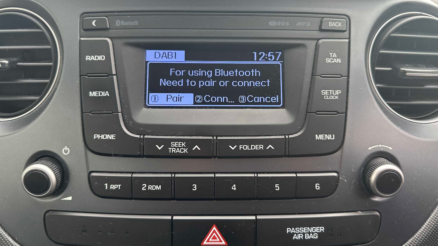 Used Hyundai i10 2018 for sale - 76401455: Photo 14