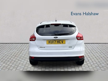 Used Ford Focus 2017 for sale - 76218366: Photo 4