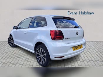 Used Volkswagen Polo 2016 for sale - 79753806: Photo