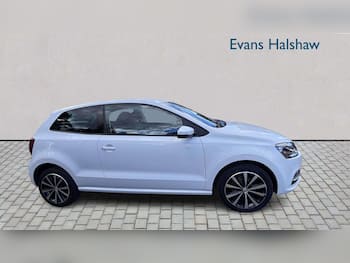 Used Volkswagen Polo 2016 for sale - 79753806: Photo