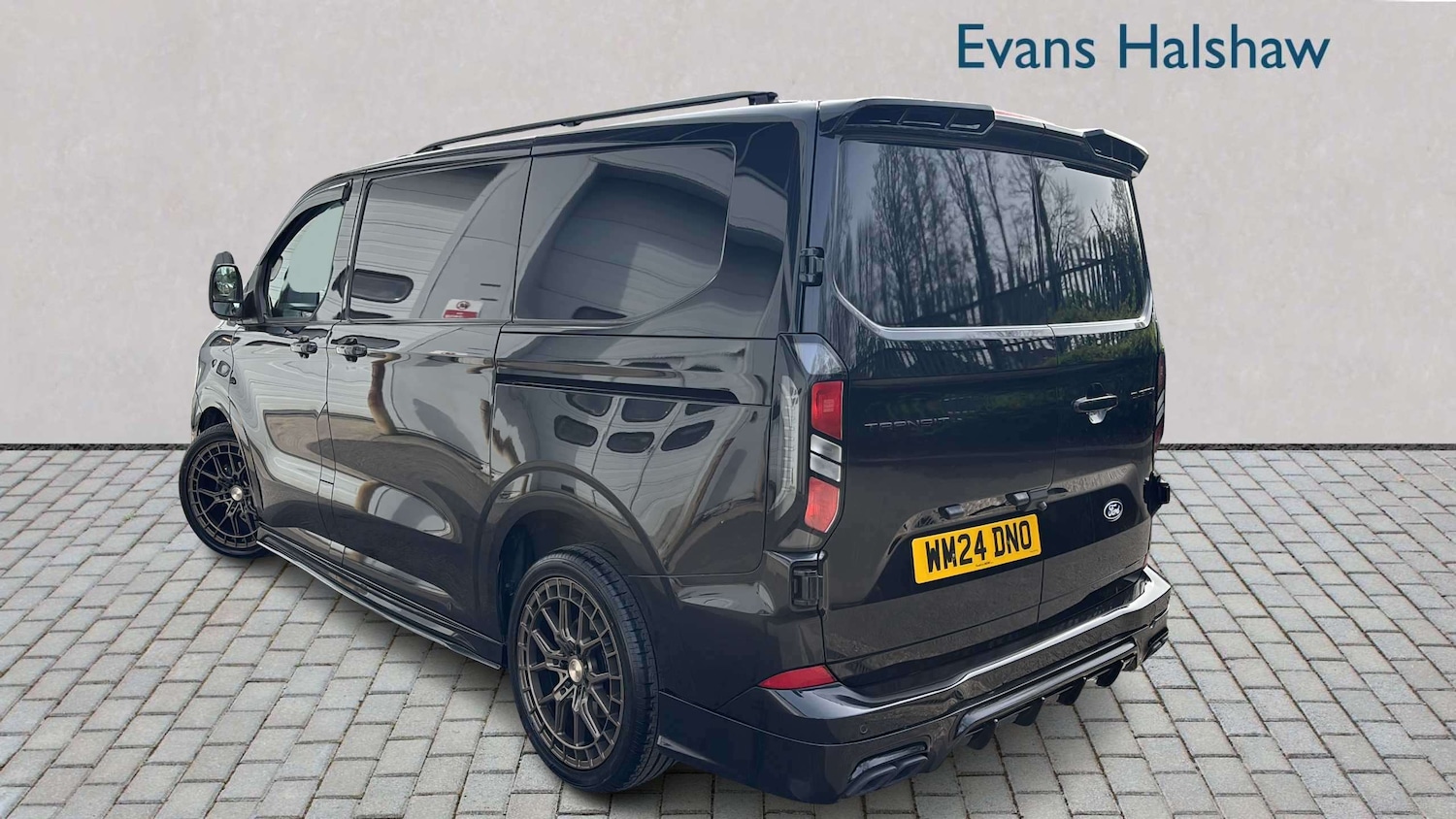 Used Ford Transit Custom 2024 for sale - 78209028: Photo 2