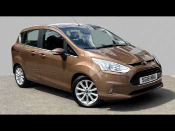 2018 - 1.0 EcoBoost 125 Titanium Navigator 5dr