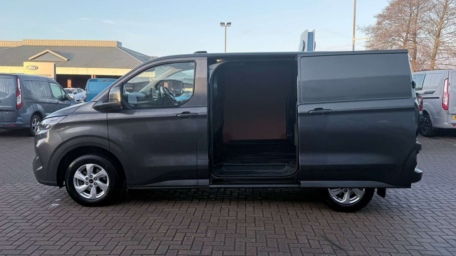 Used Ford Transit Custom 2024 for sale - 77361445: Photo 6